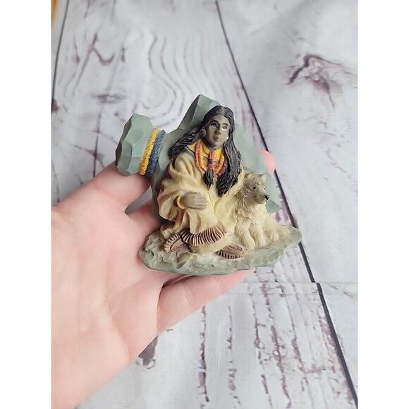 Vintage Native American Women And Wolf Figurine, thanksgiving decor Resin, 2 In - Picture 4 of 6